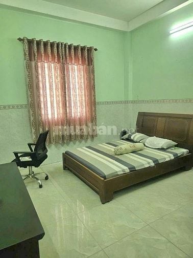Nhà HXH đường Đất Mới - khu vực kinh doanh nhộn nhịp.
