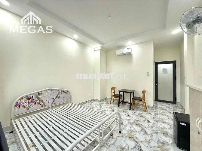 Cam Kết Như Hình Cuối Lê Văn Thọ - Phòng Ngủ Ban Công