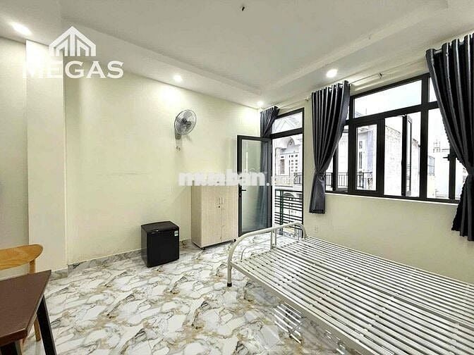 Cam Kết Như Hình Cuối Lê Văn Thọ - Phòng Ngủ Ban Công