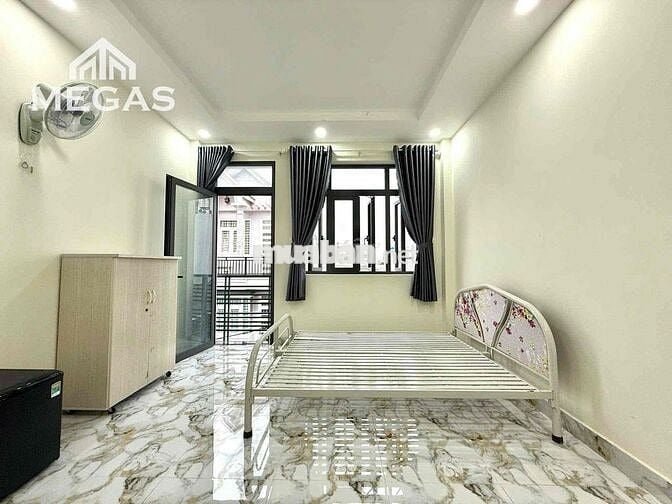 Cam Kết Như Hình Cuối Lê Văn Thọ - Phòng Ngủ Ban Công