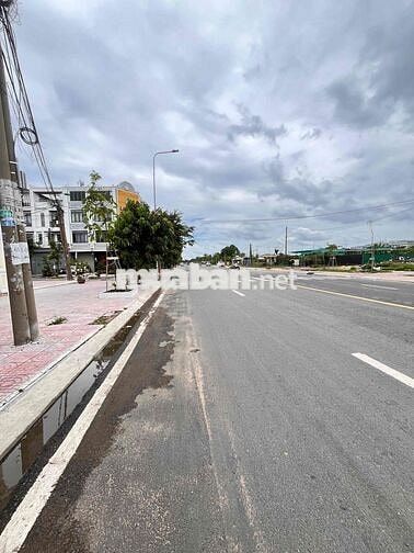 Cho thuê biệt thự khu Tên Lửa, MT đường Số 34, DT 10 x 20m, 3 tấm, giá
