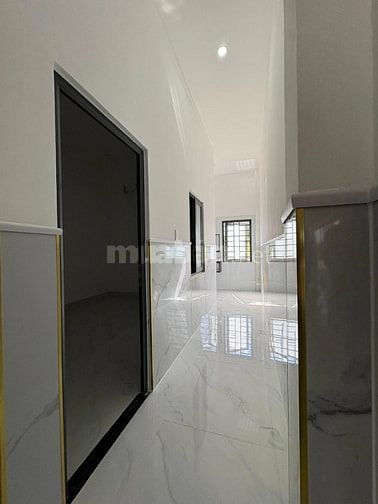 NHÀ LẦU VỪA HOÀN THIỆN NGAY TRỤC CHÍNH CÁCH CẦU HÓA AN 5KM