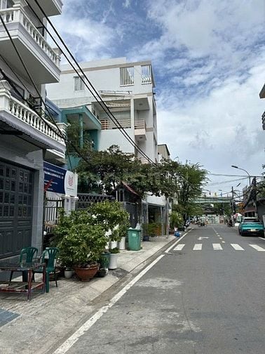 CHO THUÊ MẶT BẰNG TẦNG TRỆT CÓ GÁC LỬNG 719/10 HUỲNH TẤN PHÁT
