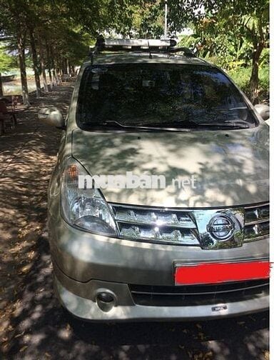 Nissan Livina 2010 Vàng cát