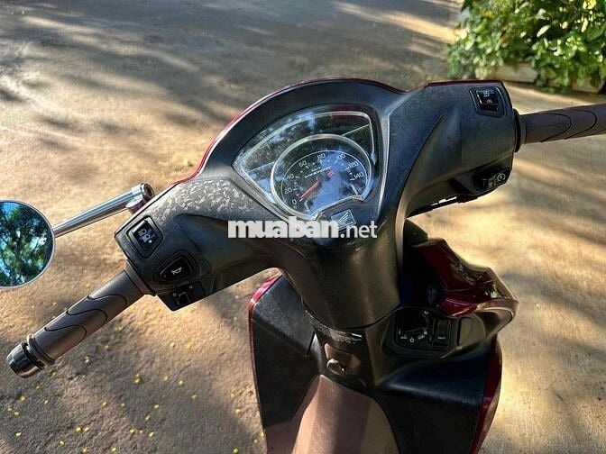 Honda Vision 2025 Đỏ 11000 km