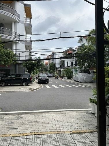 CHO THUÊ MẶT BẰNG TẦNG TRỆT CÓ GÁC LỬNG 719/10 HUỲNH TẤN PHÁT