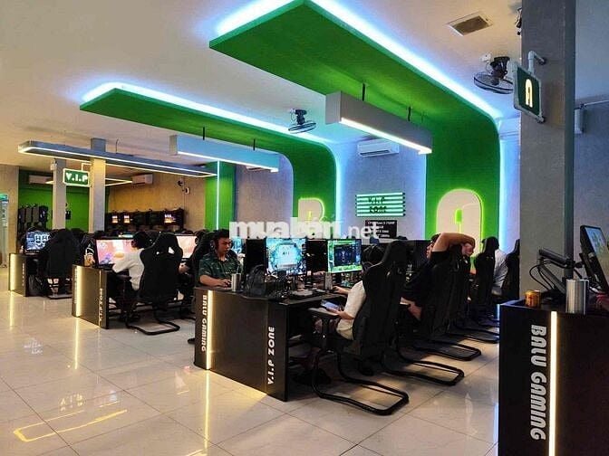Bếp sơ chế thức ăn nhanh quán NET