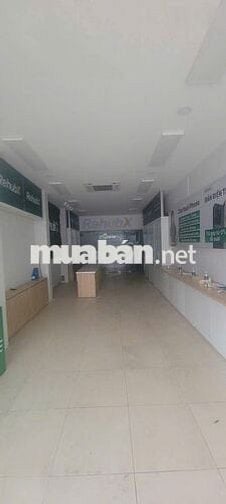 Ngã 4 Hàng Xanh!  Mặt Tiền Điện Biên Phủ 5x25m nở hậu 7m NgayVòngXoay