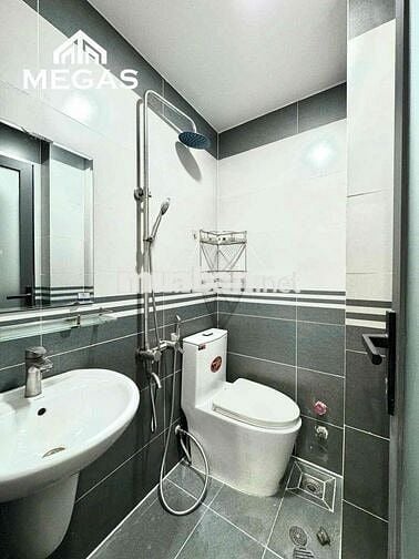 Phòng Cho Thuê Đầy Đủ Tiện Nghi ngay Cvpm Quang Trung - Tô Ký