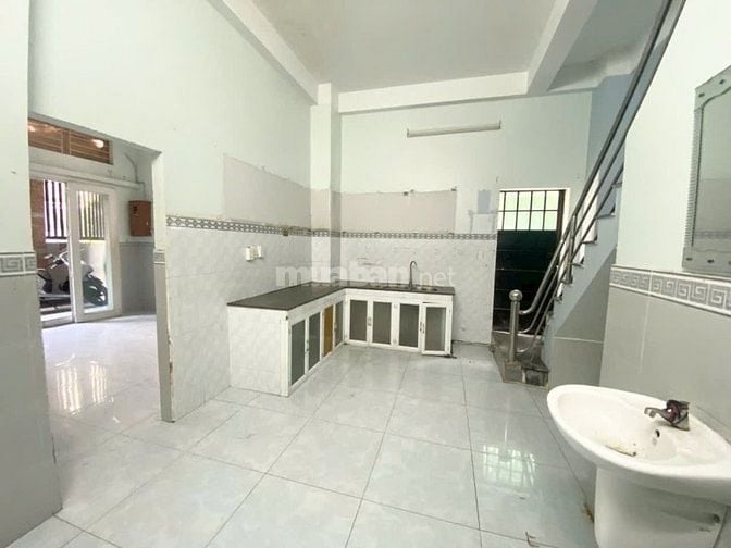 Nhà Căn Góc 3 Tầng Đường Nguyễn Văn Quá - Quận 12 - Sổ Riêng 5x10