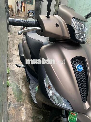 Piaggio Medley S 150 Nâu