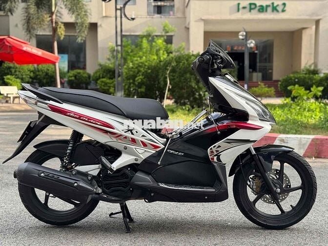 Honda Airblade 2009 Trắng Fi lên thái chính chủ