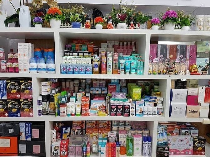 Tuyển gấp Trung - Lớn tuổi tạp vụ lau chùi - dọn dẹp - sắp xếp quầy kệ