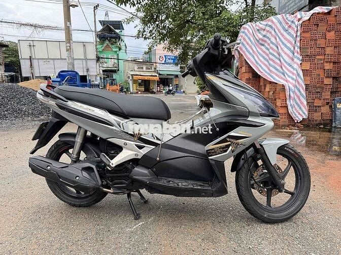 Honda Air Blade Xám