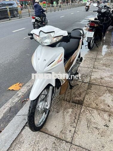 Honda Wave S 2013 Trắng Đã sử dụng