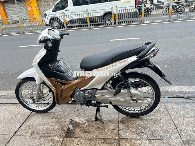 Honda Wave S 2013 Trắng Đã sử dụng