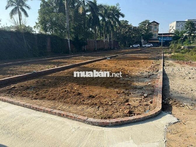NHỈNH 1 TỶ/ 1 LÔ ĐẤT  NGAY TRUNG TÂM,HOÀ SƠN,KD SẦM UẤT 65M, HOÀ BÌNH