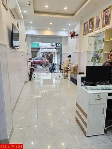 BÁN NHÀ GÓC 2 MẶT TIỀN : 176 NGÔ QUYỀN + VĨNH VIỄN - P. 8 - Q. 10 -HCM