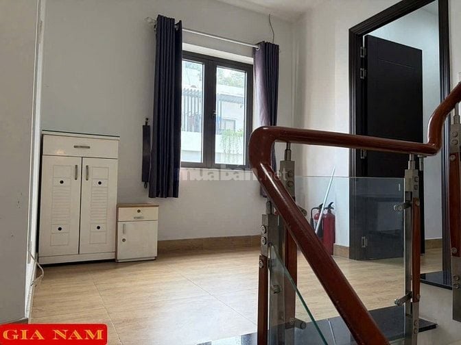 BÁN NHÀ GÓC 2 MẶT TIỀN : 176 NGÔ QUYỀN + VĨNH VIỄN - P. 8 - Q. 10 -HCM