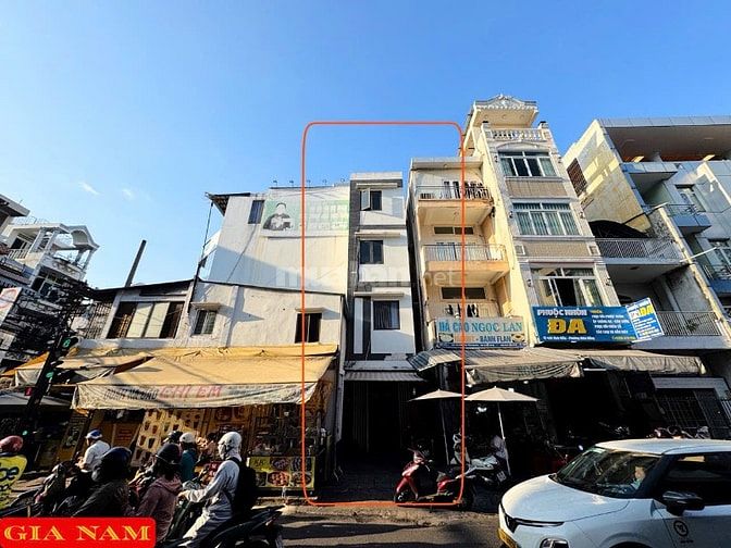 BÁN NHÀ GÓC 2 MẶT TIỀN : 176 NGÔ QUYỀN + VĨNH VIỄN - P. 8 - Q. 10 -HCM