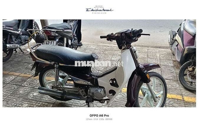 Honda Dream Tím trắng