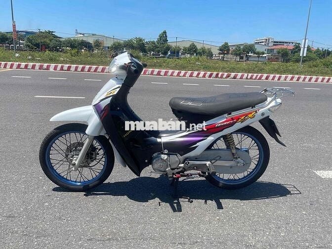 Honda Wave ZX màu Trắng
