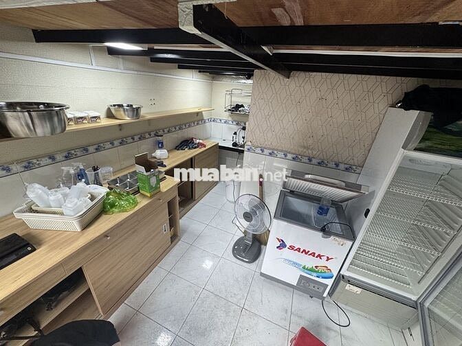 Tuyển Nữ Nhân Viên Bán Hàng AppFood Tại Tân Phú