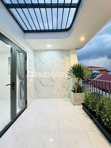 Bán nhà 66m2 đường Lê Văn Việt,Q9.Gần cầu Bến Nọc.Hẻm 6m.Sổ riêng.