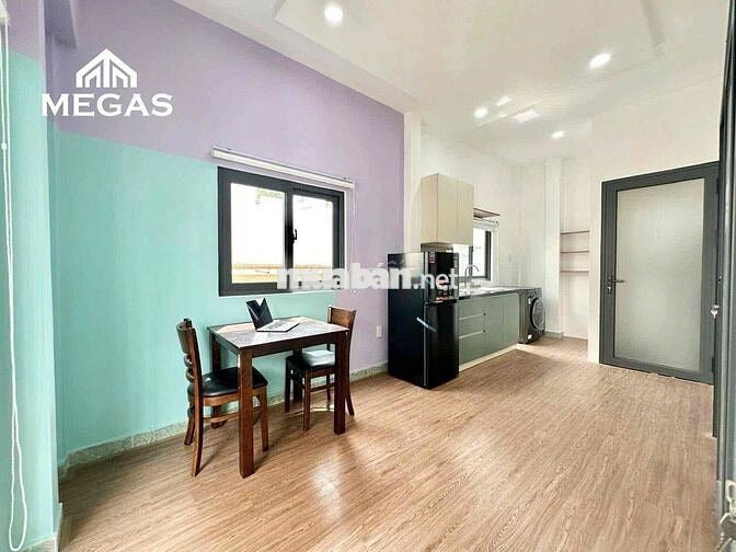 Căn Hộ 2 Phòng Ngủ Máy Ban Công Máy Giặt Riêng 55m2