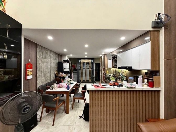 🔥 GIÁ GIẢM CHẠM ĐÁY – NHÀ ĐẸP MỚI, SỔ MỚI, CÓ THANG MÁY Gò Dầu 