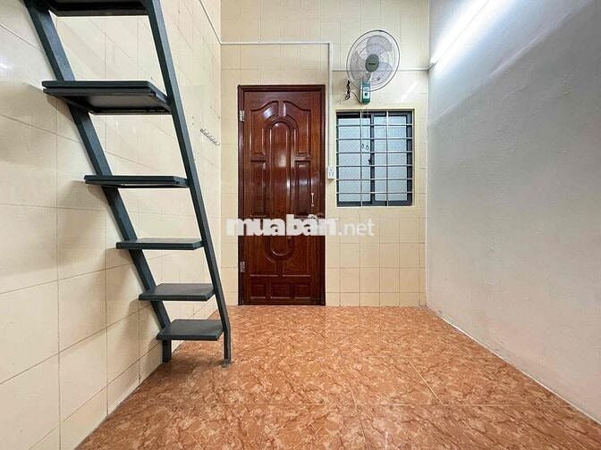 TRỐNG SẴN DUPLEX GIÁ RẺ SẴN MÁY LẠNH NGAY GẦN AEON MALL TÂN PHÚ