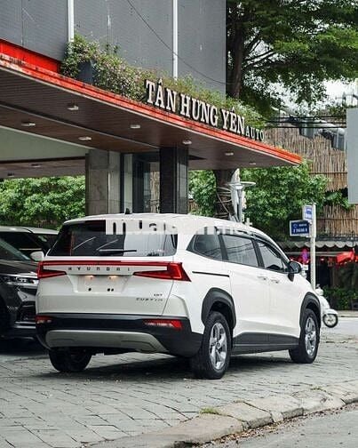 Hyundai Custin 2024 1.5T 30000 km Trắng