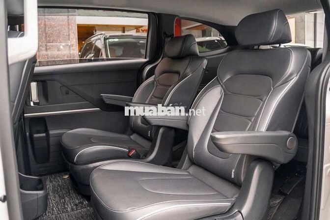 Hyundai Custin 2024 1.5T 30000 km Trắng