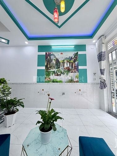 BÁN NHÀ GẦN HÓC MÔN ĐƯỜNG XE HƠI SÁT CHỢ - GIÁ CHỐT 7XX TRẢ TRƯỚC 700
