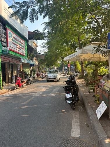 Bán đất Văn Giang 100m siêu đẹp, mặt tiền rộng đẹp nhất phố