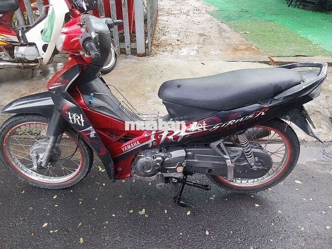 Yamaha Sirius Đỏ đen