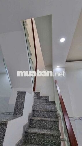 Nhà hxh sát chợ Hiệp Bình. HBC. Thủ Đức - 3.5x10. shr. giá 3.85 tỷ tl