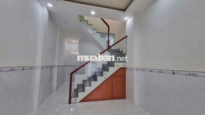 Nhà hxh sát chợ Hiệp Bình. HBC. Thủ Đức - 3.5x10. shr. giá 3.85 tỷ tl