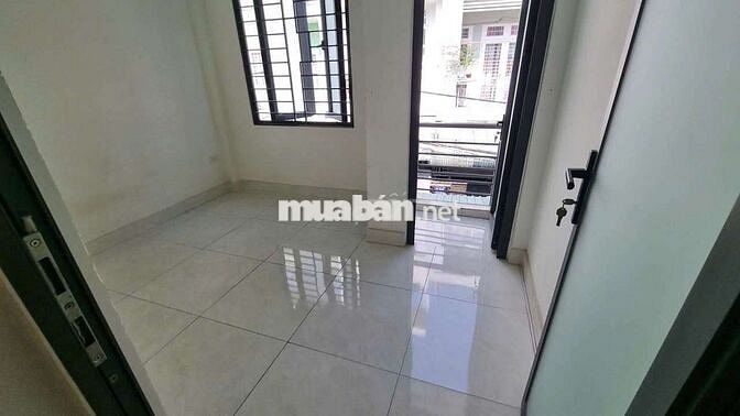 Nhà hxh sát chợ Hiệp Bình. HBC. Thủ Đức - 3.5x10. shr. giá 3.85 tỷ tl