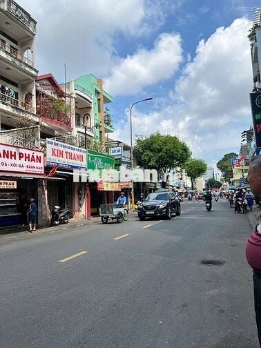 CHO THUÊ MB TRỆT - KHU VỰC ĐÔNG ĐÚC - 70m2 - QUẬN 1