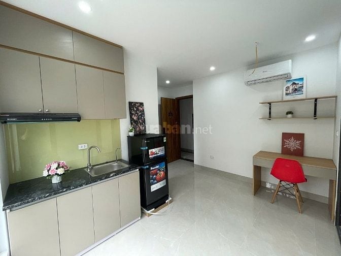 Cho thuê tòa CHDV 200m, 9 tầng Triều Khúc, Thanh Xuân. Giá: 180tr/th