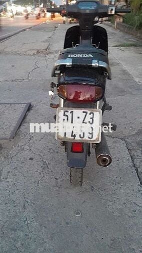 Honda Dream lùn Đen