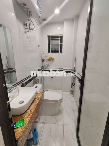 Cho thuê phòng chính chủ ngõ 530 Thụy Khuê 