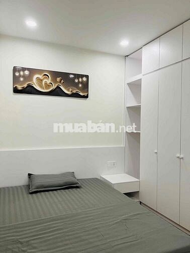Cho thuê căn hộ 2 phòng ngủ, nội thất cao cấp tại FPT Plaza3