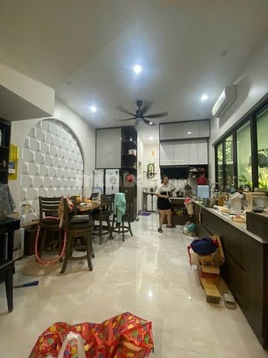 Nguyễn Văn Cừ Long Biên Ô TÔ – 75 M2 – 3 T – MT 5.9 M – Giá 9.9 Tỷ. 
