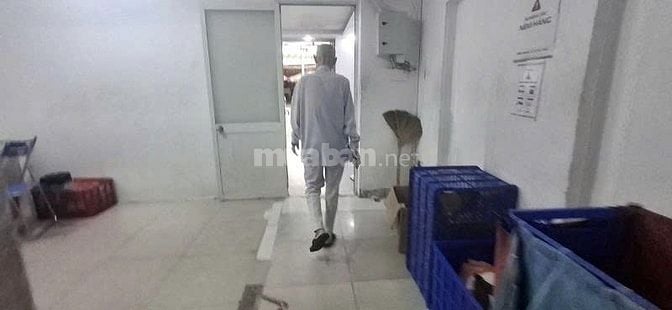 Bán nhà hẻm ô tô sát Trường Chinh, Tân Bình - 101m2, cực ngon, chỉ 8 t