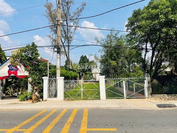 Tôi chính chủ kẹt tiền bán gấp lô đất 320m2 ngay Thị Trấn Củ Chi 620tr