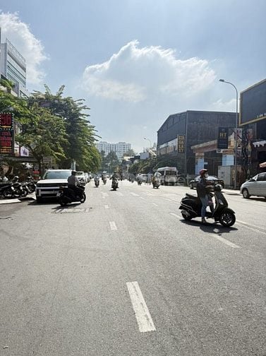 GIẢM GIÁ,ĐỒNG NAI QUẬN 10, HẺM Ô TÔ DT 52M2 NGANG 4M, 4 TẦNG.