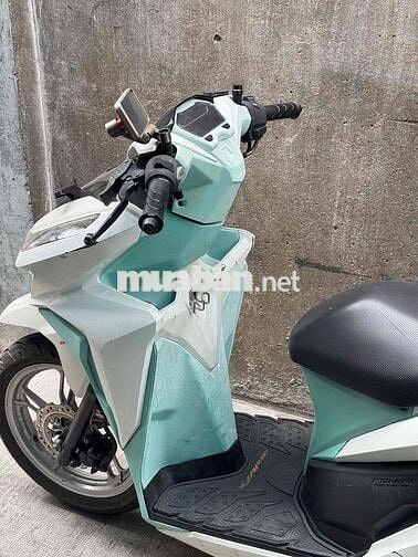 Honda Vario 150 Trắng xanh 47469 km