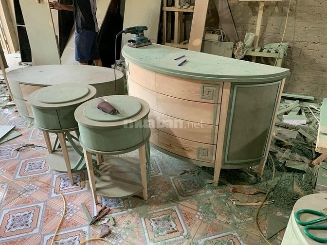 Cần gấp thợ mộc, có tay nghề kinh nghiệm gỗ tự nhiên bao ăn ở BC TPHCM